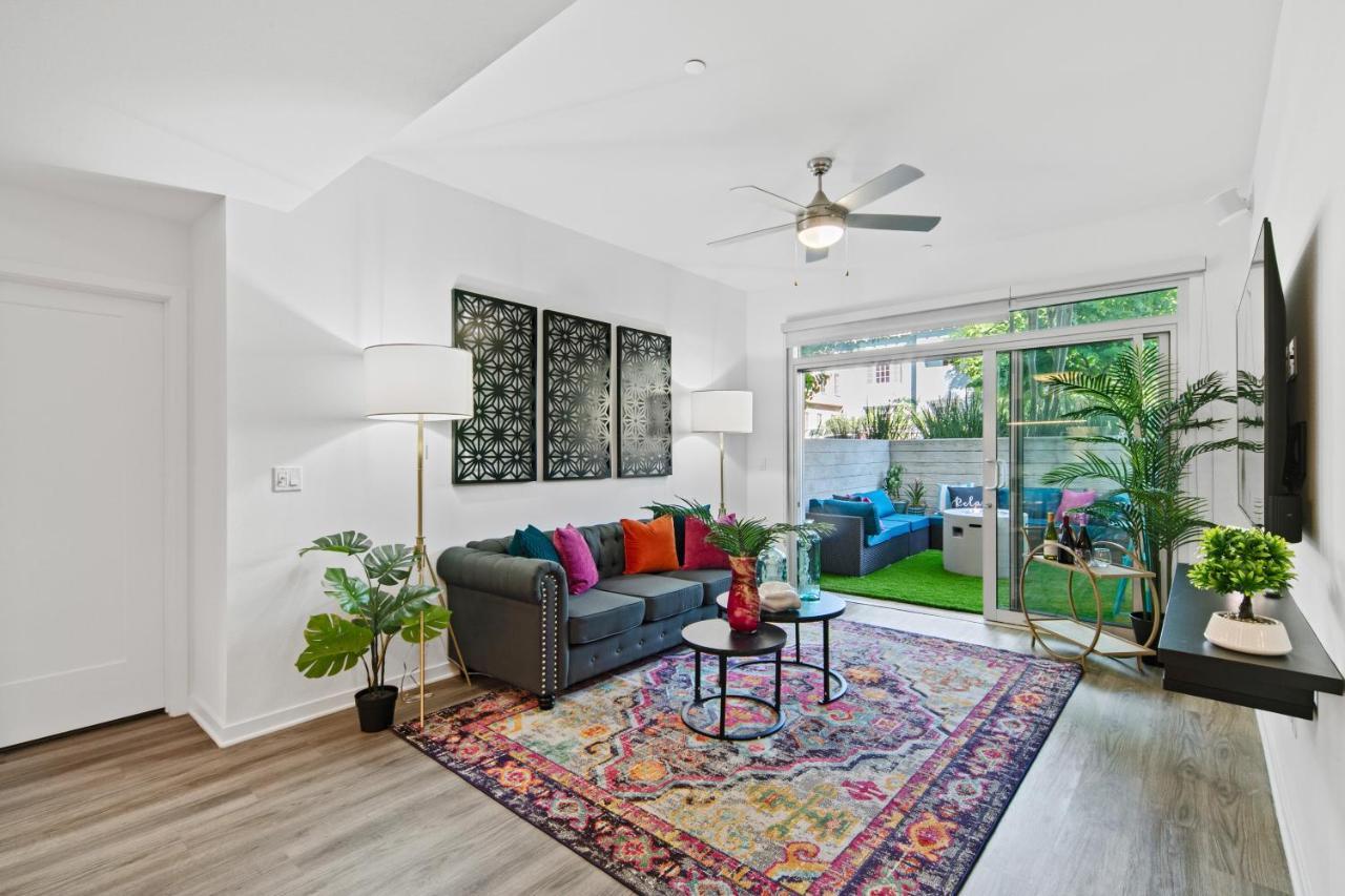 Fairfax District Chic City Oasis 2 Bedroom Apt With Den 136 Los Angeles Exteriér fotografie