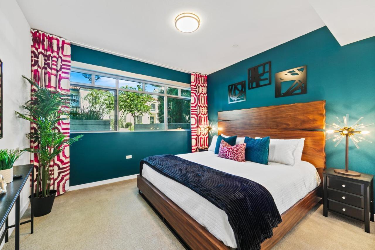 Fairfax District Chic City Oasis 2 Bedroom Apt With Den 136 Los Angeles Exteriér fotografie